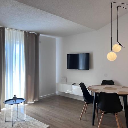 Apartment Nadalina Rogoznica  Extérieur photo