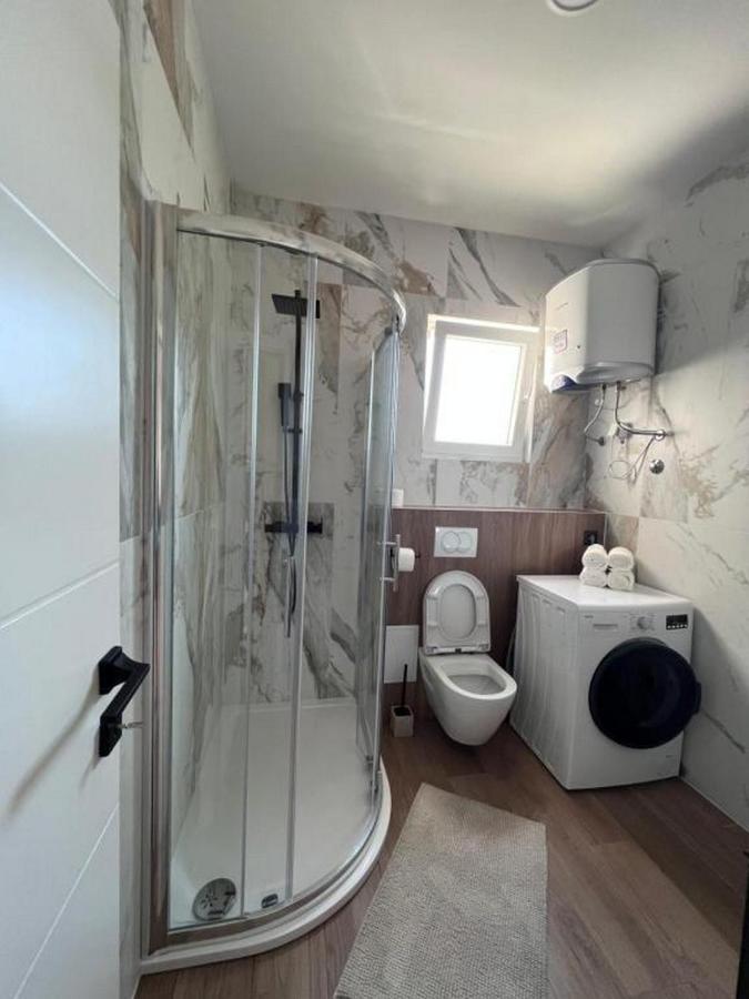 Apartment Nadalina Rogoznica  Extérieur photo